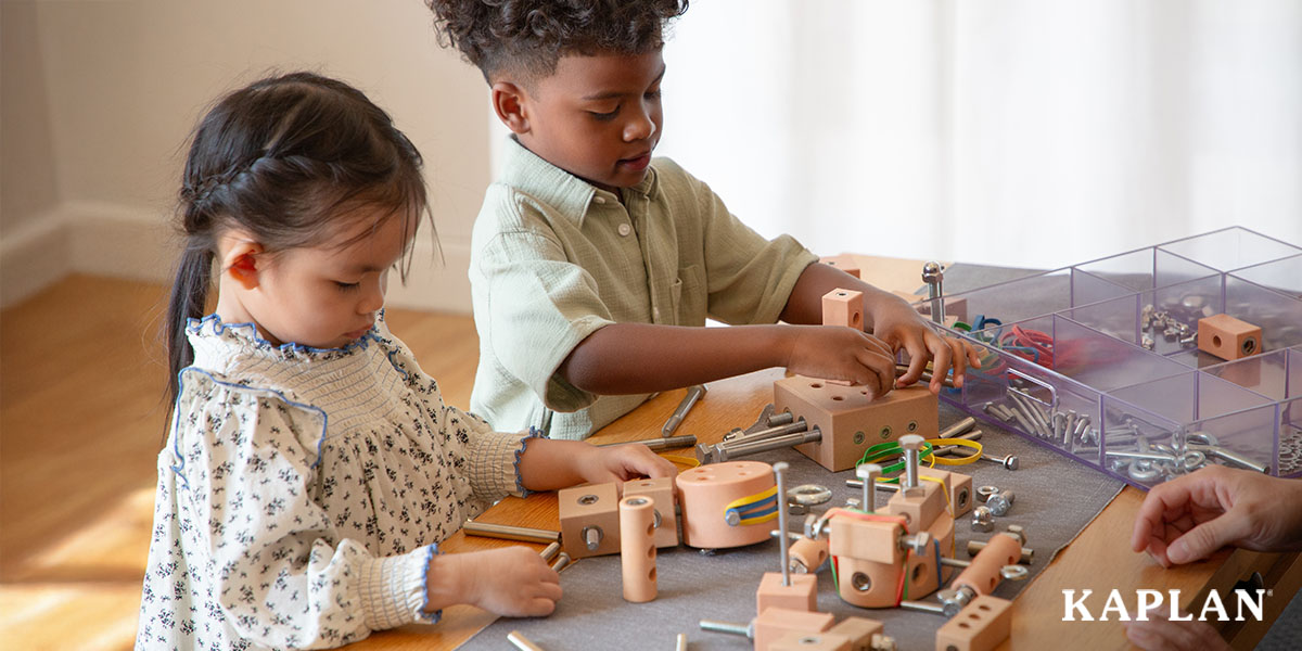 How Do <strong>Loose</strong> <strong>Parts</strong> Support the Play Schemas You See in Your Classroom&hellip;